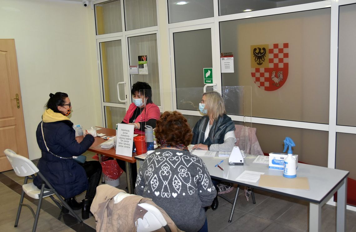 Biała sobota w starostwie. Skorzystało prawie 100 mieszkańców