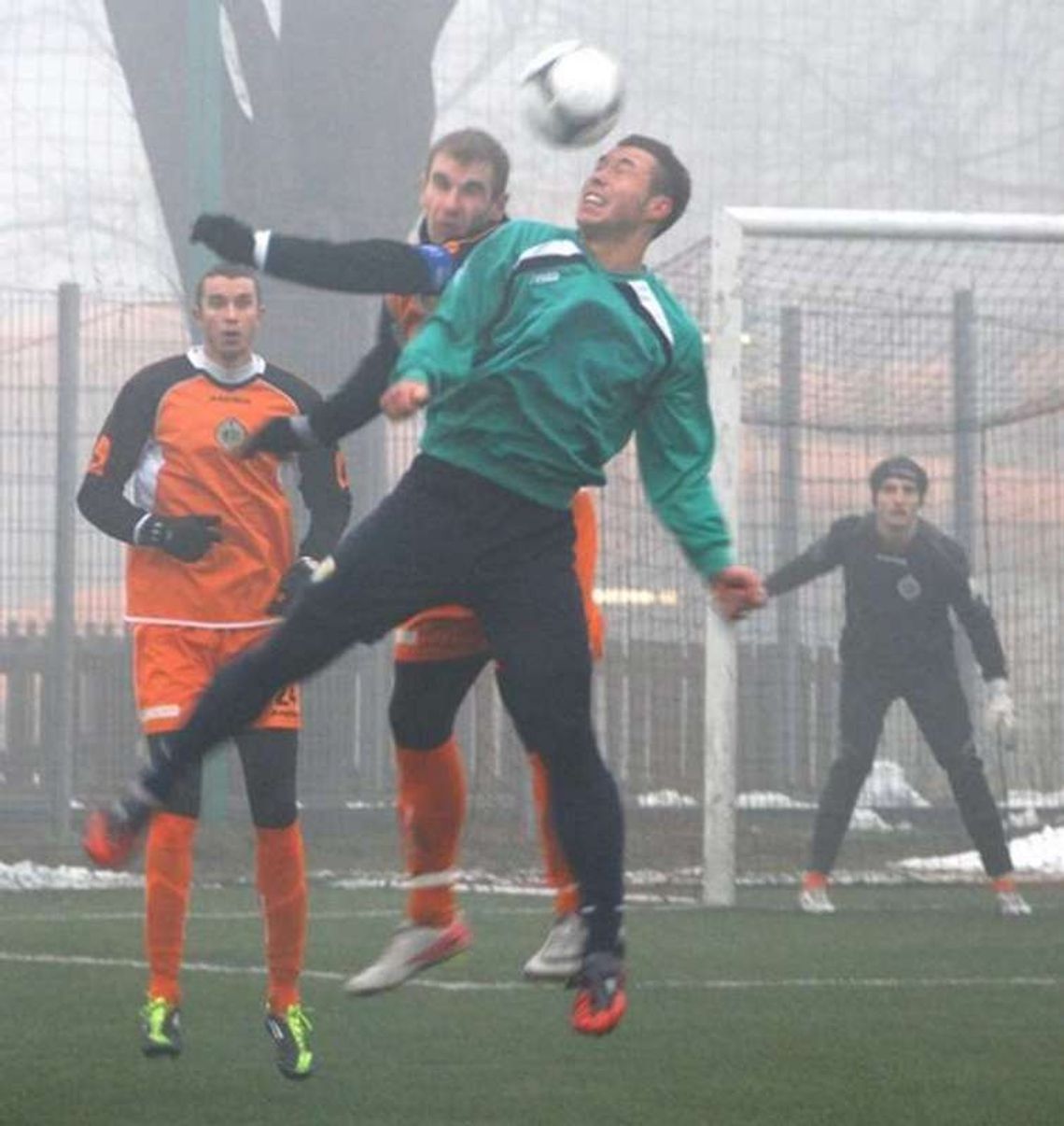 Bramek we mgle nie widzieli