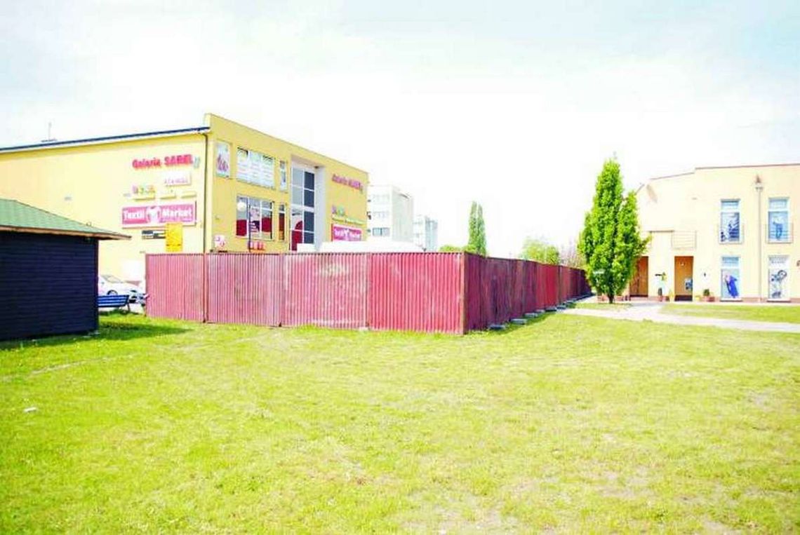 Budują na placu JP II Budują na placu JP II