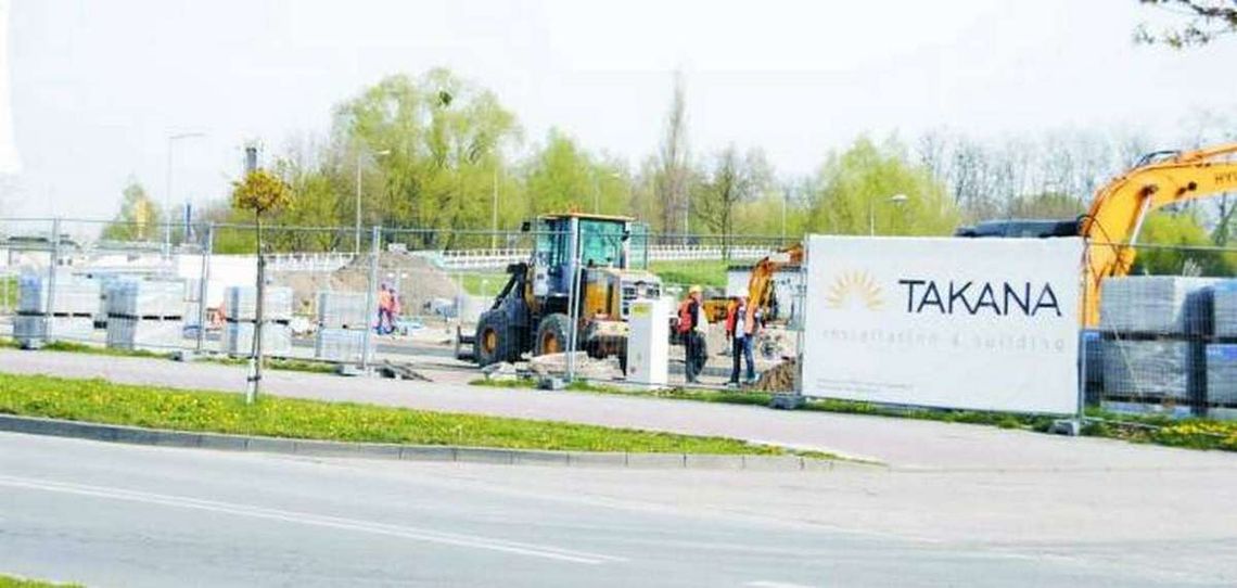 Budują obok Brico Budują obok Brico