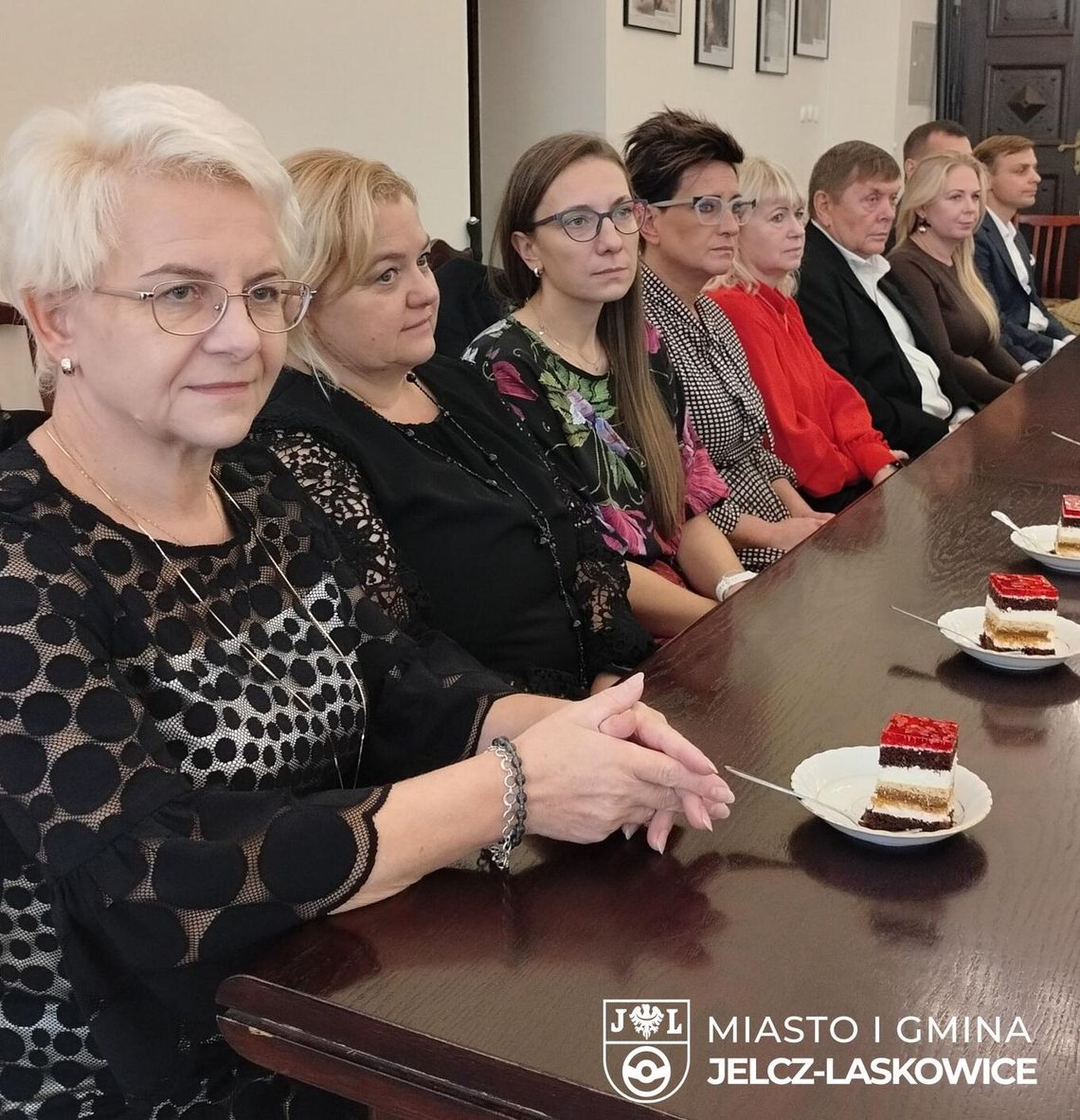 Były kwiaty i życzenia, ale też nagrody oświatowe Były kwiaty i życzenia, ale też nagrody oświatowe