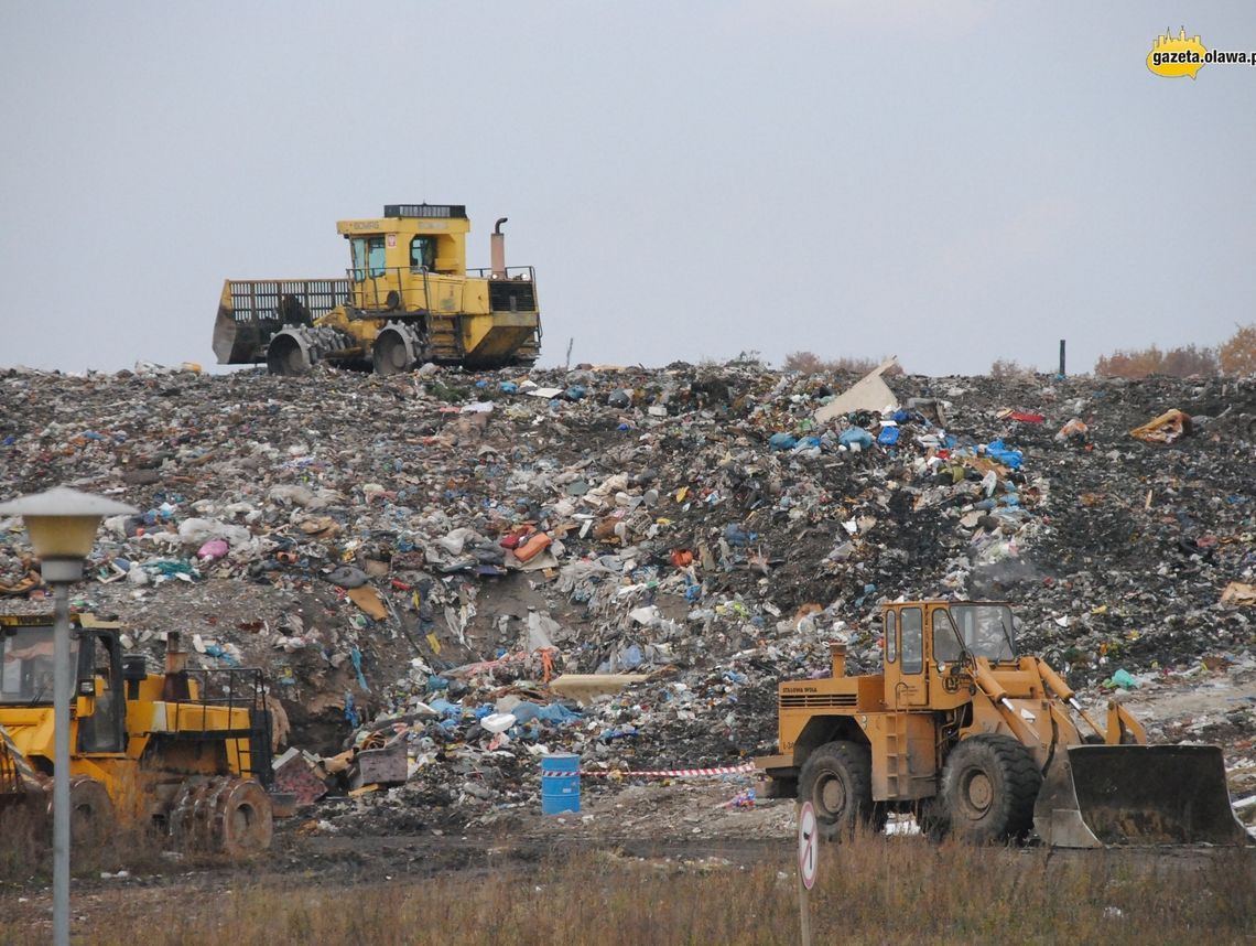 Czarne chmury nad powiatem? Jest pozew o ponad 13.5 mln zł! Czarne chmury nad powiatem? Jest pozew o ponad 13.5 mln zł!