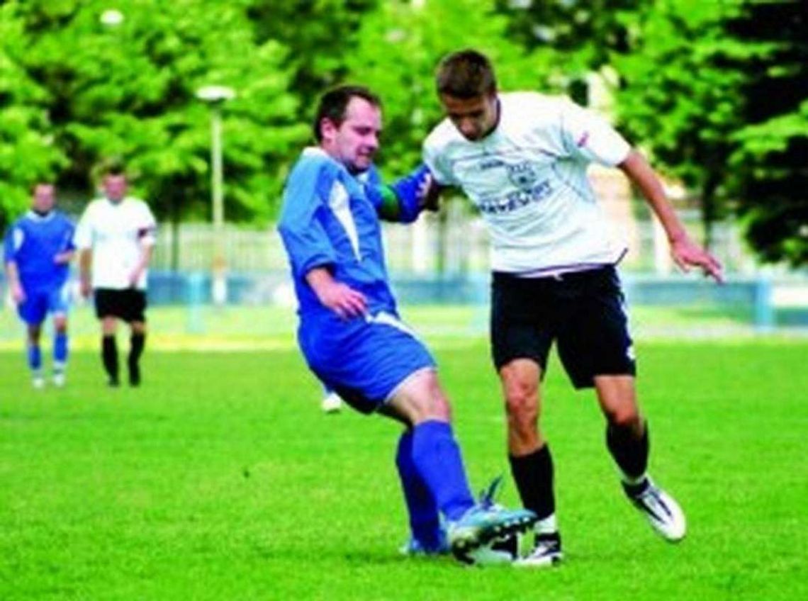 Czarni bliżej lidera Czarni bliżej lidera