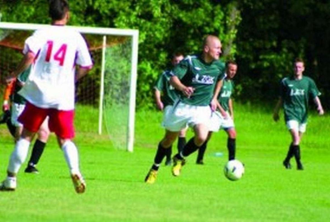 Czarni kontynuują passę