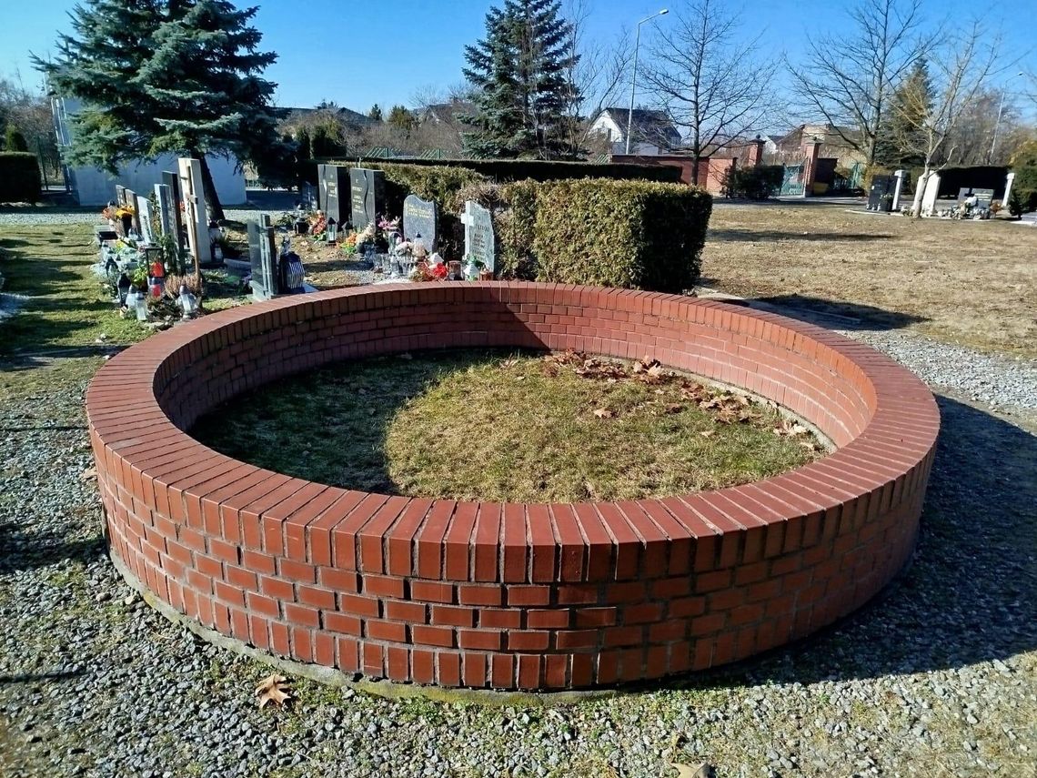 Czy na oławskich cmentarzach powstaną Ogródki Pamięci? Ogródek Pamięci