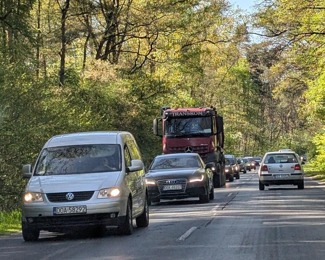 Czytelnik prosi o interwencję, bo... nie da się jechać