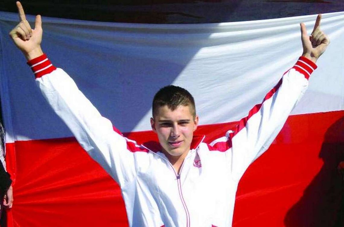 Dereń znowu w czołówce Dereń znowu w czołówce