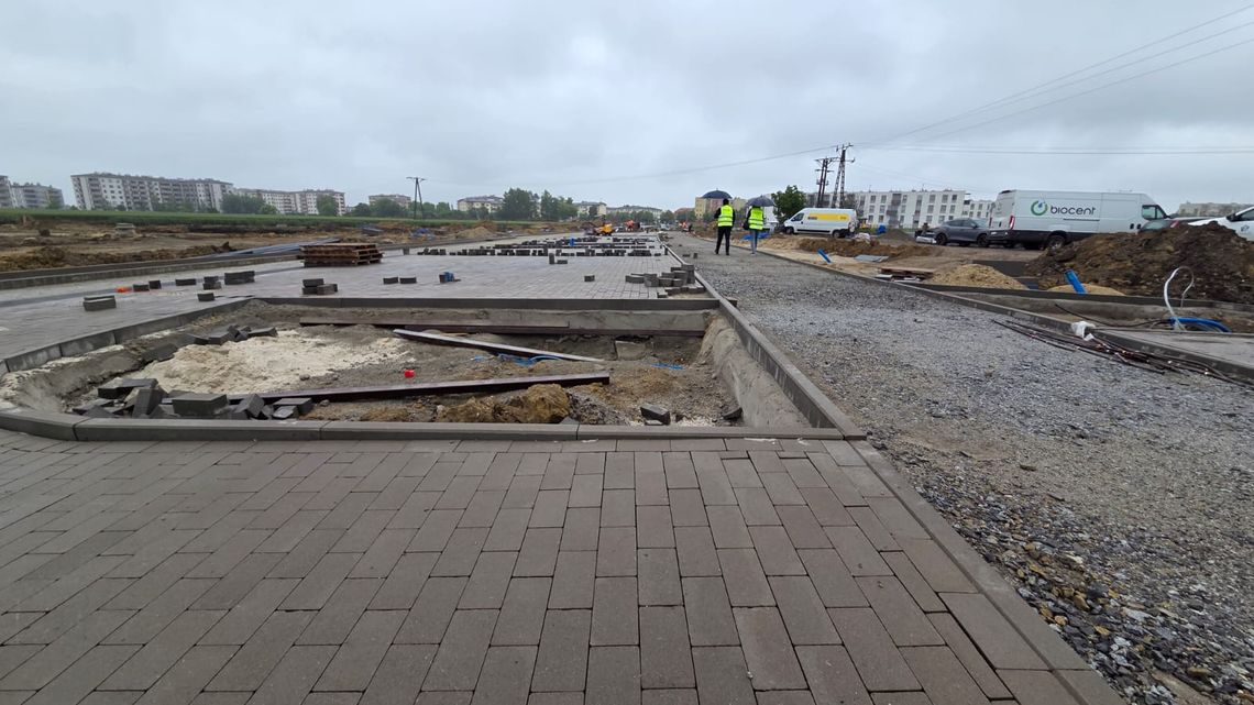 Dojazd do stacji będzie na czas - zapewniają wykonawca i burmistrz