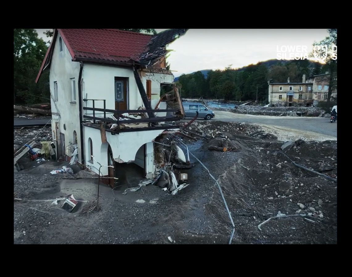 Dolny Śląsk po powodzi – poruszający spot wśród najlepszych na świecie