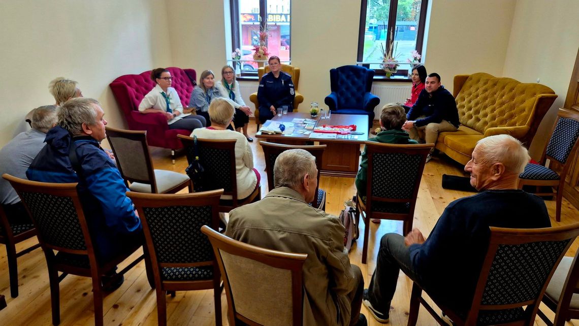 Dowiedzieli się, jak działają przestępcy stosujący metody „na wnuczka” i nie tylko Dowiedzieli się, jak działają przestępcy stosujący metody „na wnuczka” i nie tylko
