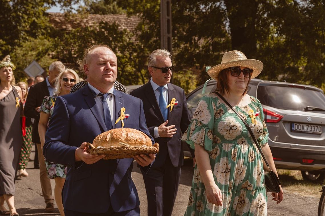 Dożynki w Grędzinie. Pełne wdzięczności i różnorodnych wrażeń [GALERIA]