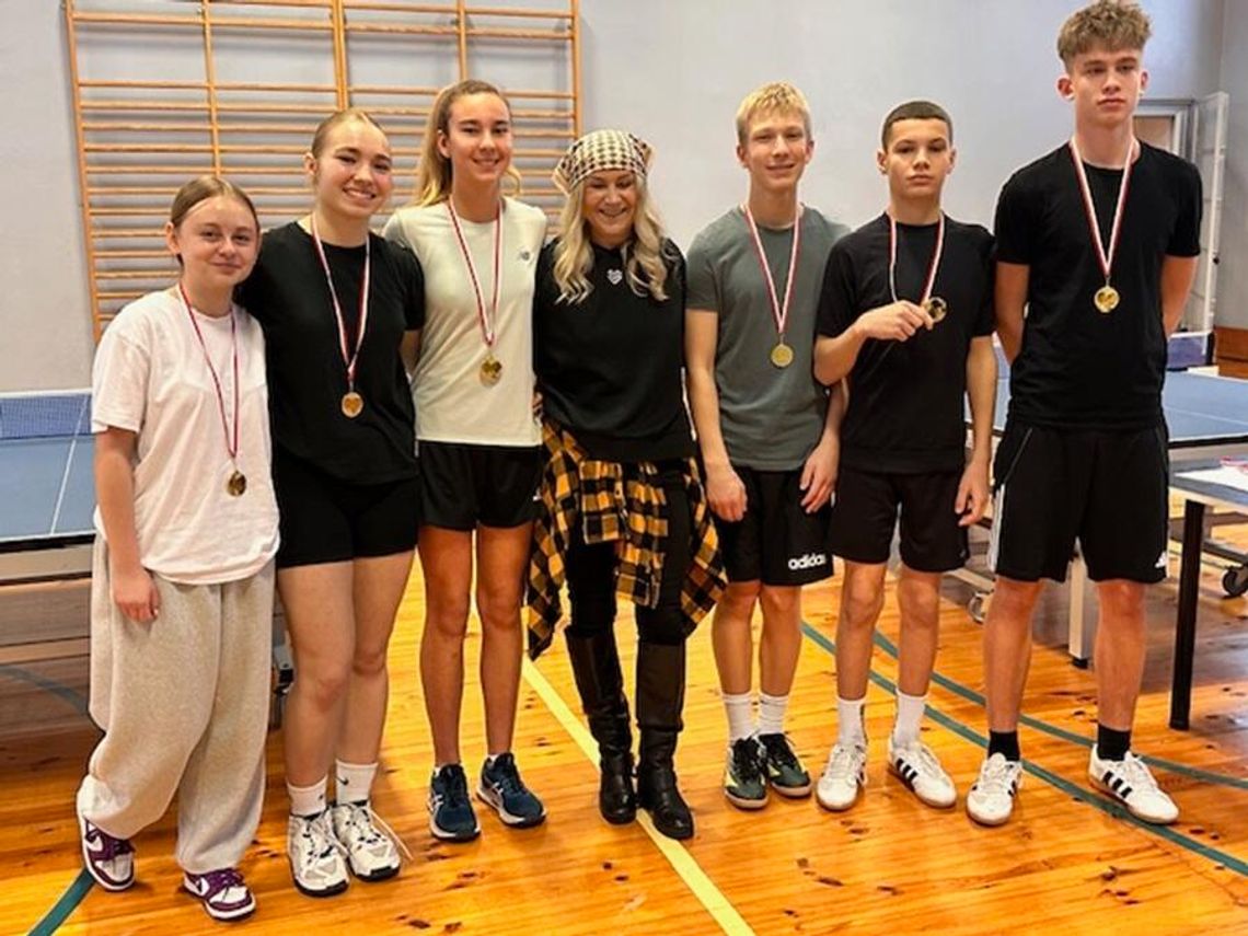 Drużynowe mistrzostwa powiatu oławskiego w tenisie stołowym