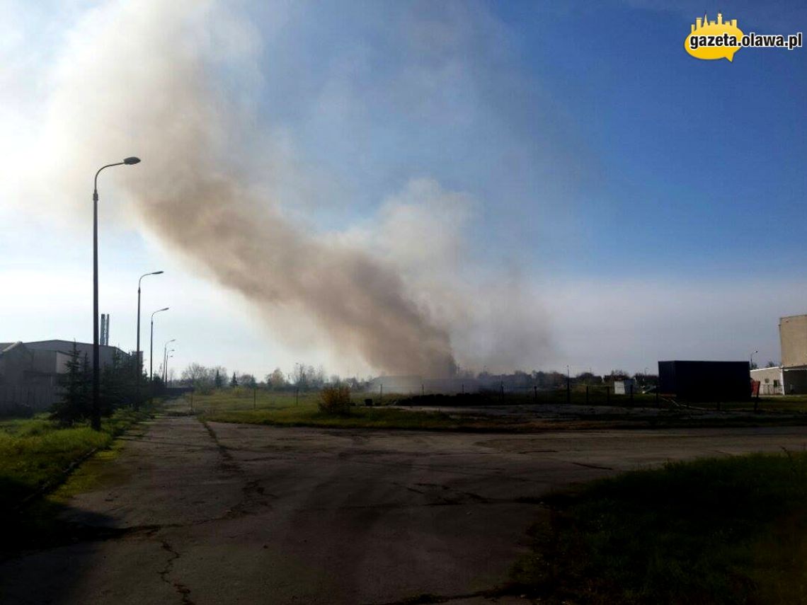 Dużo dymu. Pożar na Portowej