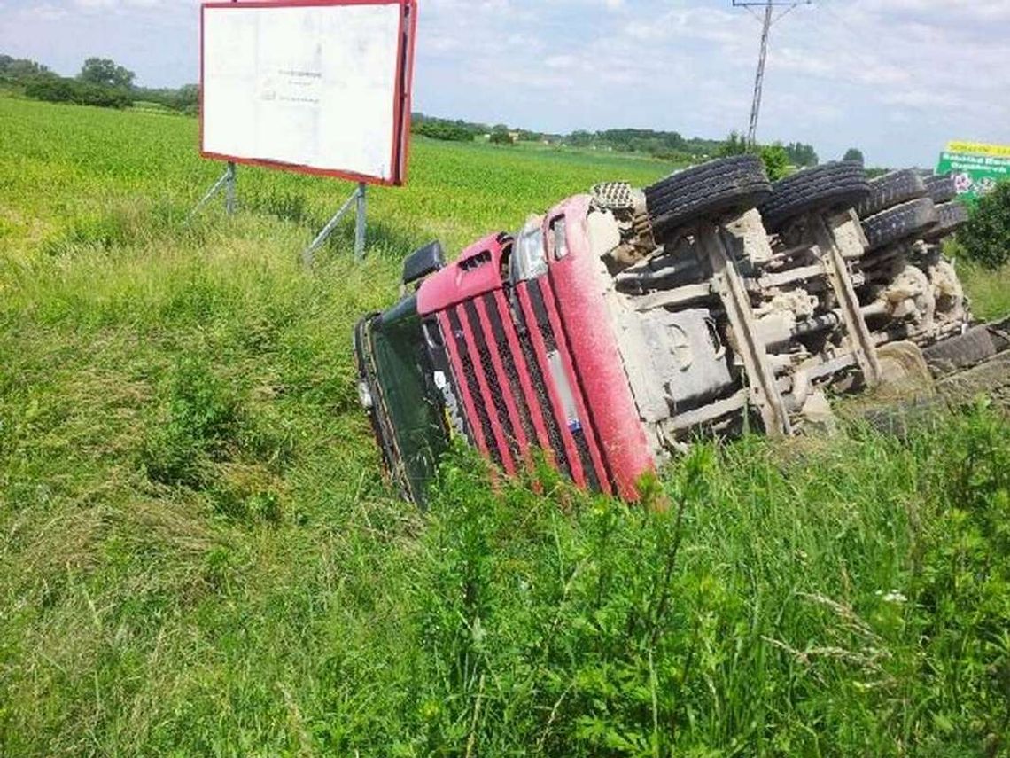 Duży korek po kolizji