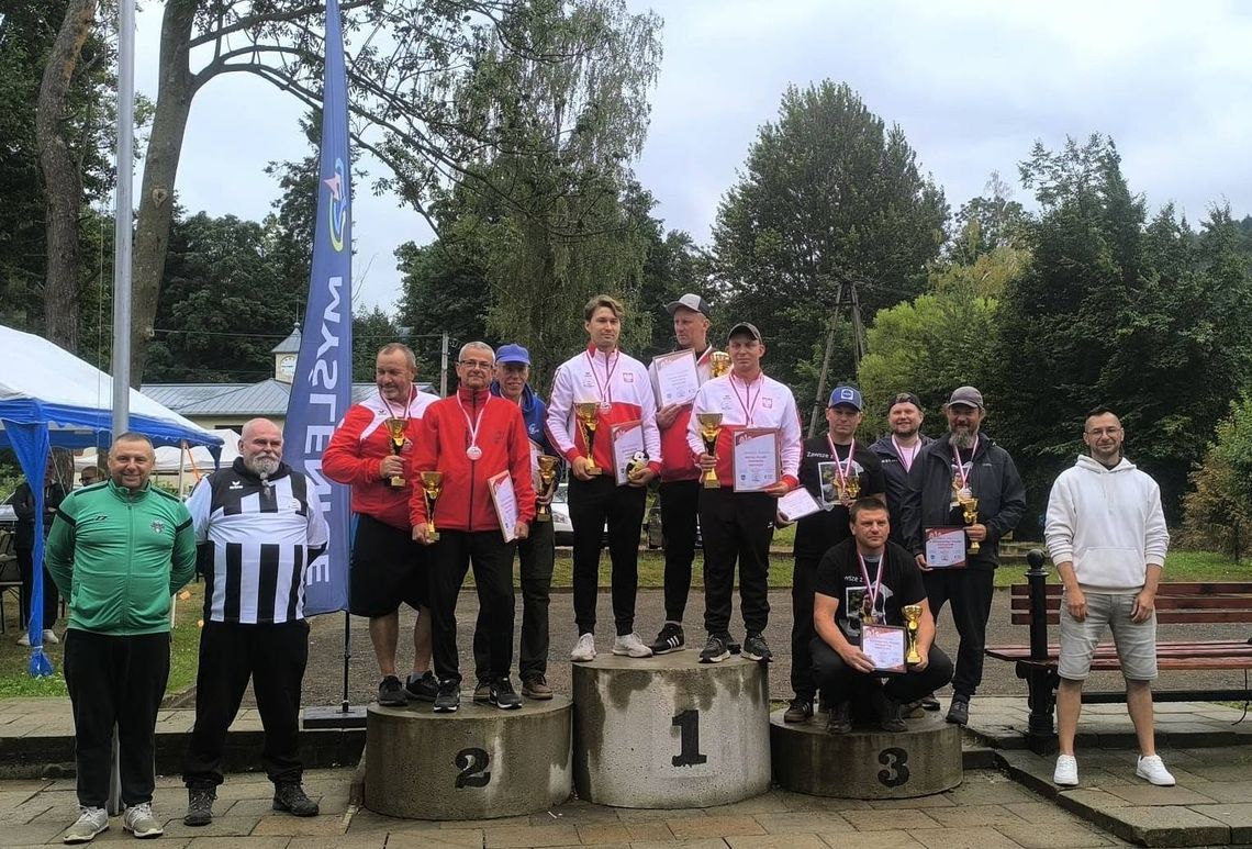 Dwa medale mistrzostw Polski dla zawodników KS Petanque Oława Dwa medale mistrzostw Polski dla zawodników KS Petanque Oława