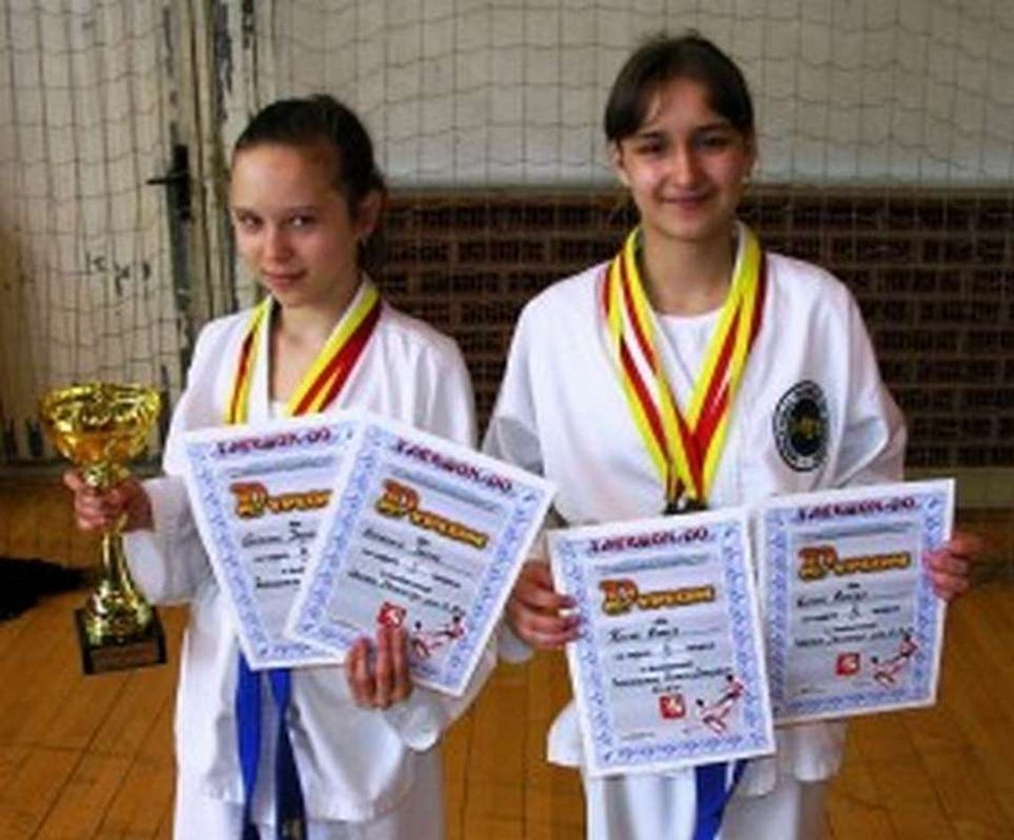 Dwa medale Moniki Dwa medale Moniki