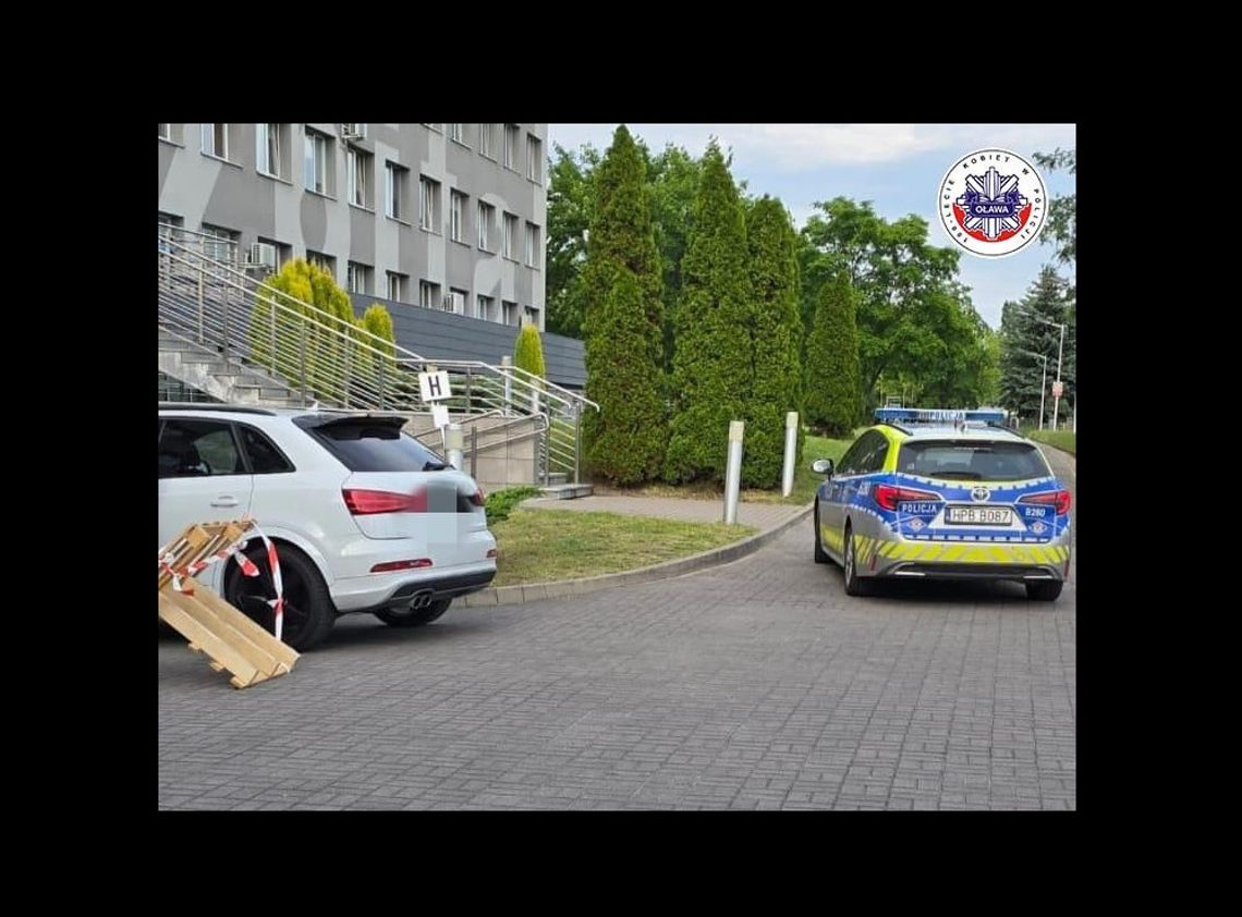 Eskortowali samochód z kobietą w stanie zagrożenia życia