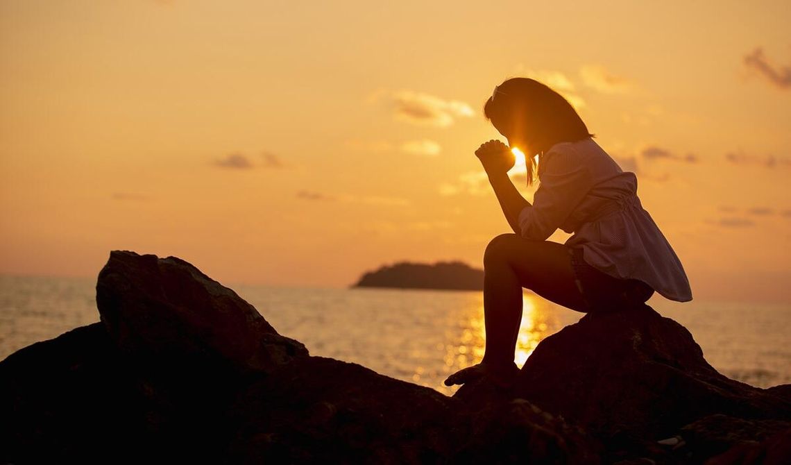 Gdy życie stawia pod ścianą - o mocy modlitwy w najtrudniejszych chwilach