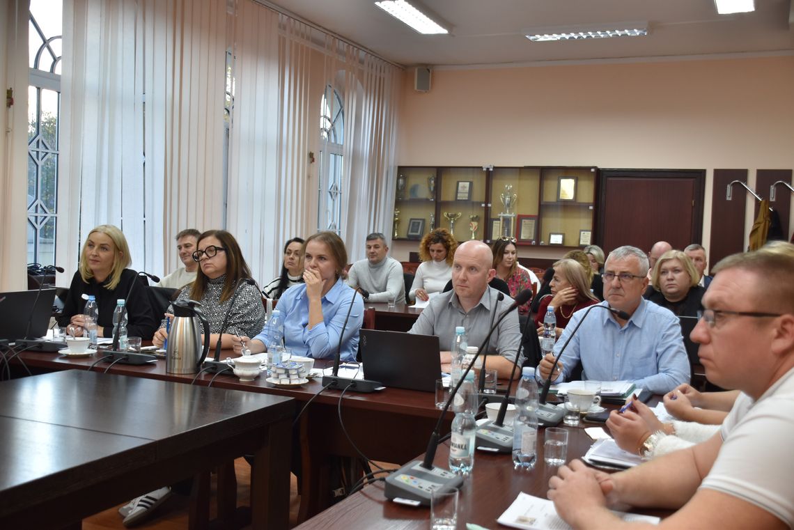 GMINA OŁAWA Podatki będą wyższe GMINA OŁAWA Podatki będą wyższe