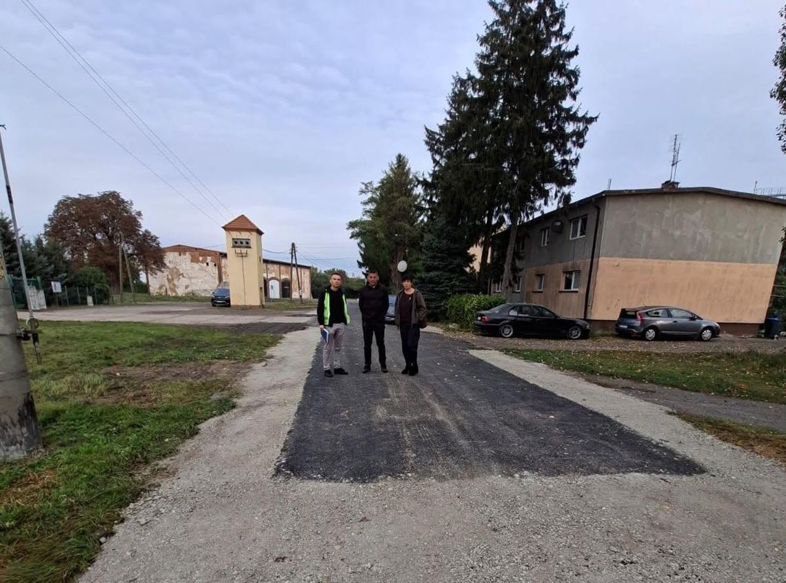 Gminna droga po remoncie oddana do użytku Gminna droga po remoncie oddana do użytku