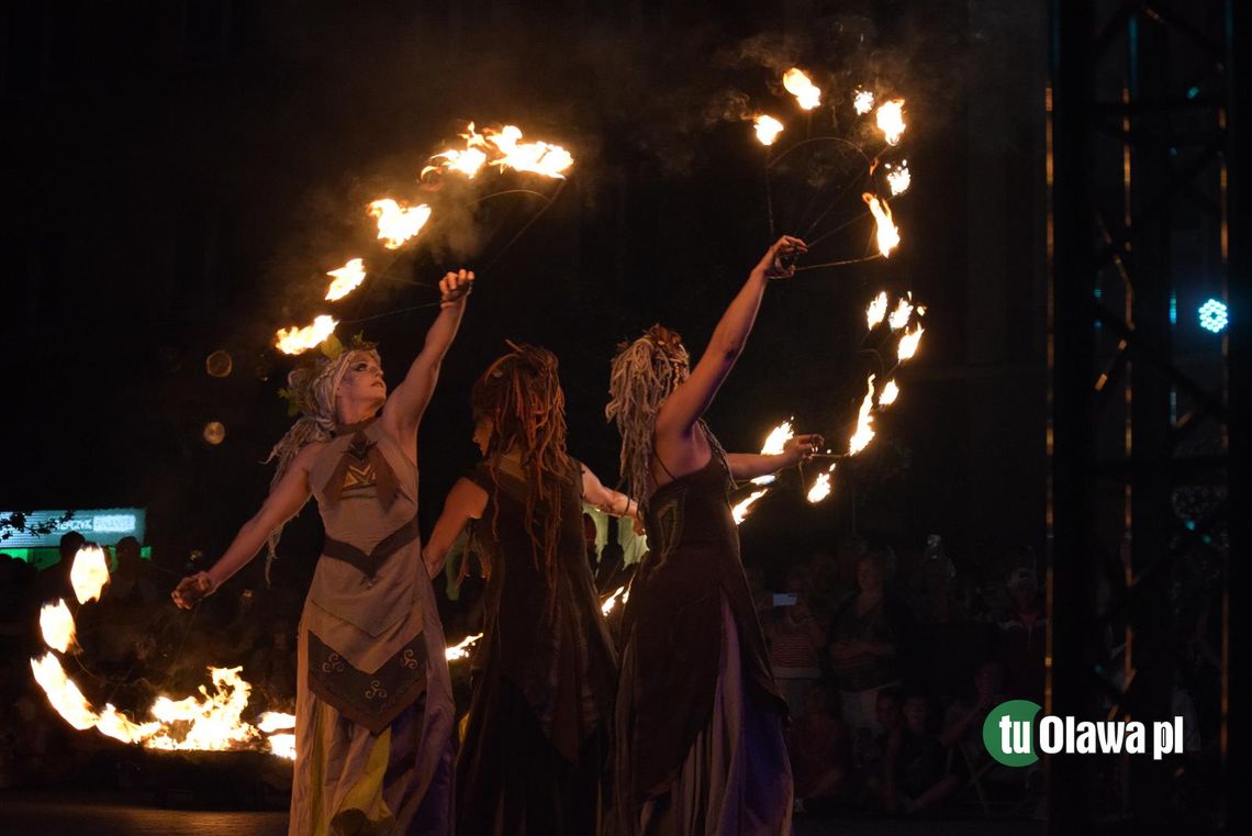 "Ja gore" - Teatr Akt wystąpił w Rynku "Ja gore" - Teatr Akt wystąpił w Rynku