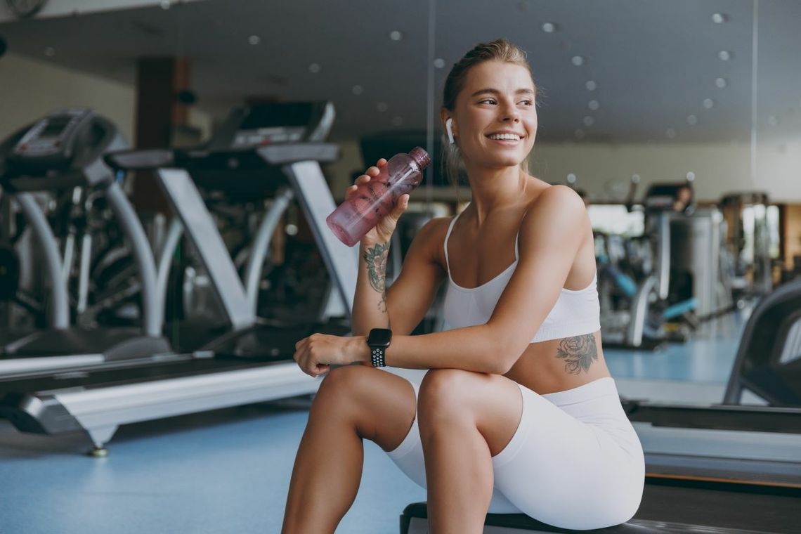 Jak elektronika sportowa pomoże osiągać Ci lepsze wyniki? Które gadżety są szczególnie przydatne?