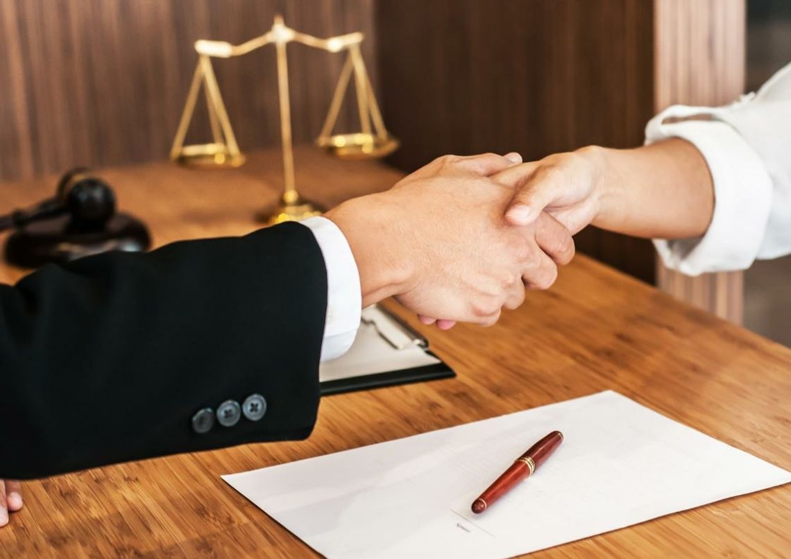 Jak kancelarie prawne specjalizujące się w obsłudze przedsiębiorców wspierają sukces firm?