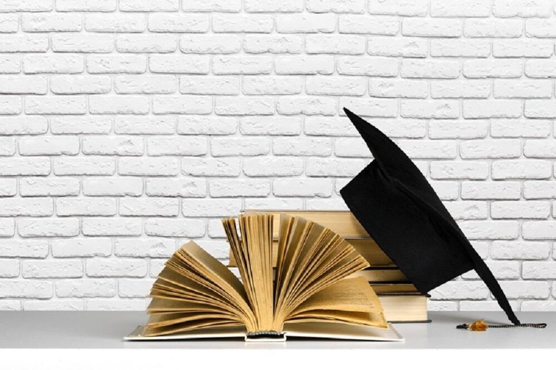 Jak studia podyplomowe wpływają na budowanie marki osobistej?