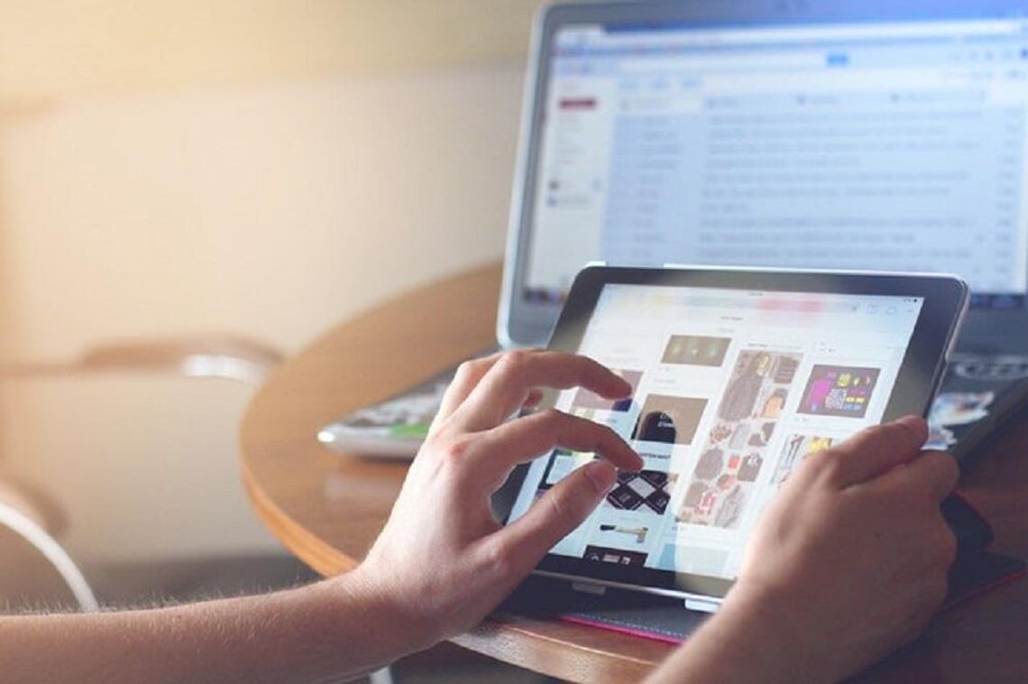 Jaka prędkość Internetu jest Ci potrzebna? Jaka prędkość Internetu jest Ci potrzebna?