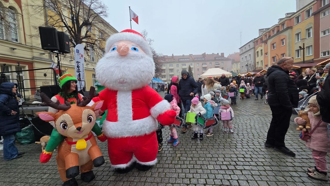 Jarmark w Oławie trwa [ZDJĘCIA]