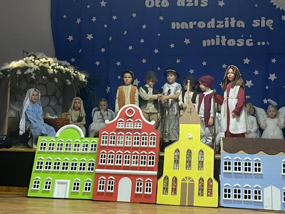 Jasełka w Sobocisku. Przedszkolaki stworzyły świąteczną atmosferę