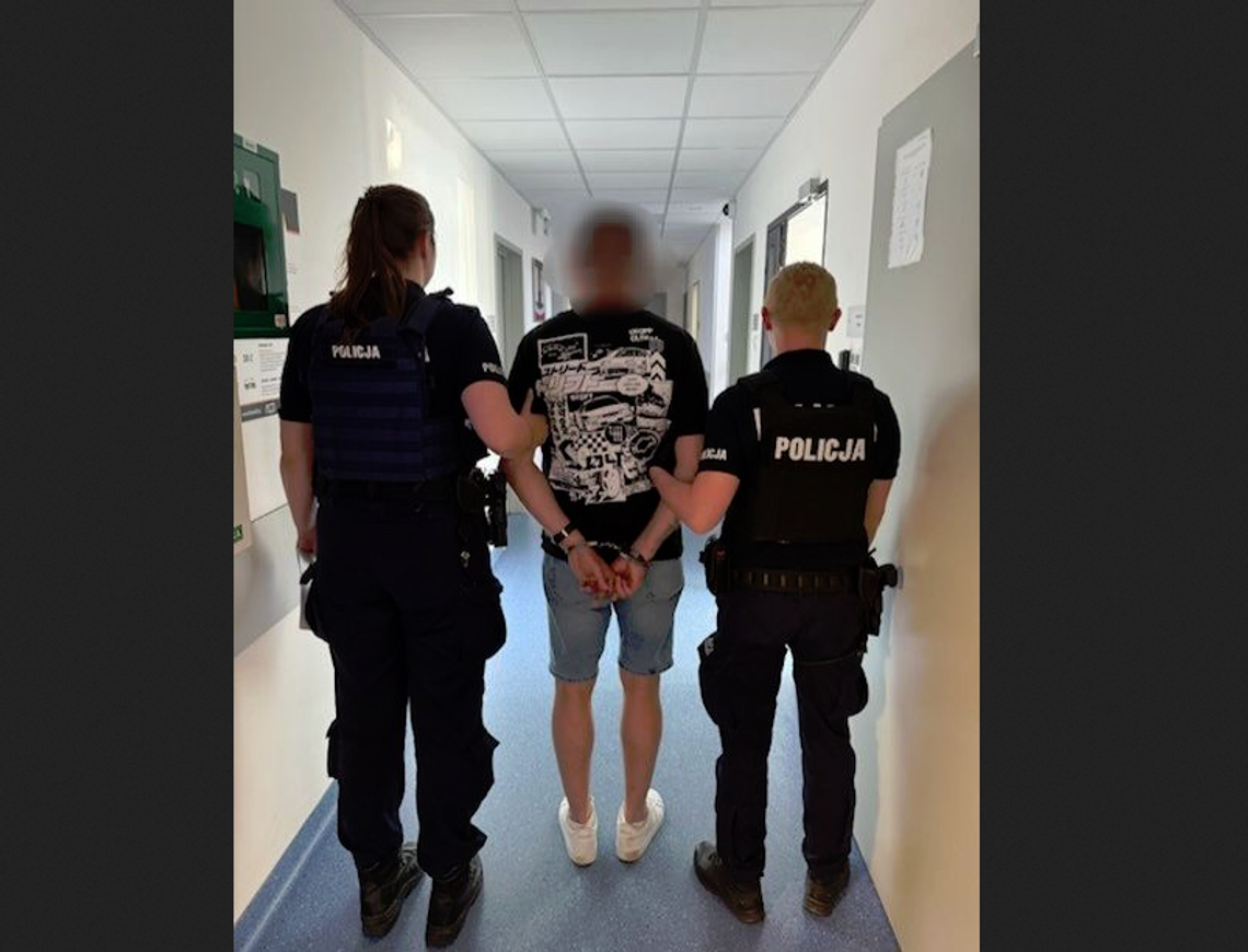 Jelcz-Laskowice. 47-latek groził i oddał strzały. Został zatrzymany Jelcz-Laskowice. 47-latek groził i oddał strzały. Został zatrzymany