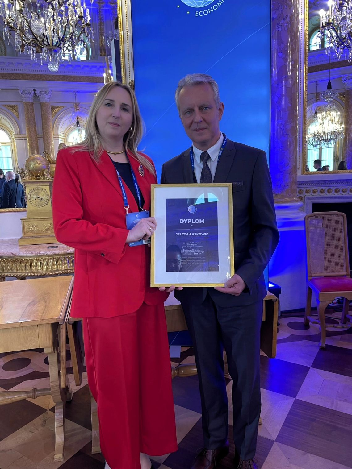 Jelcz-Laskowice na podium, a oceniano ponad 700 samorządów!