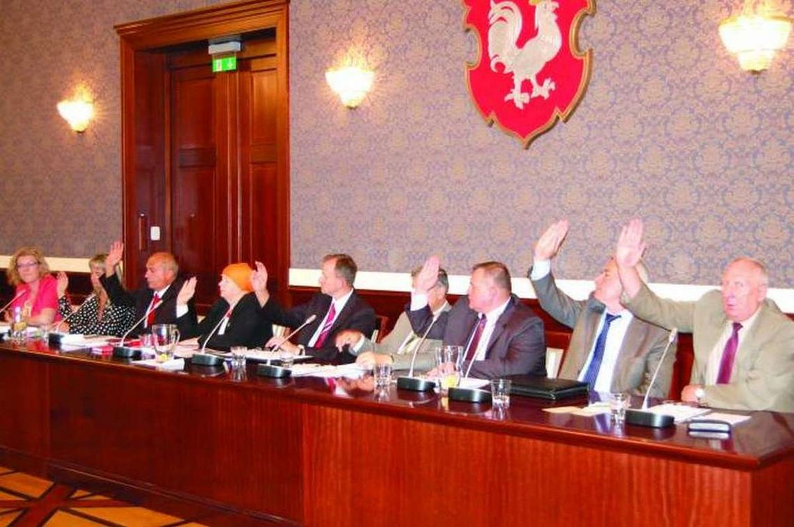 Jest absolutorium, burmistrz nie chce być kozłem ofiarnym Jest absolutorium, burmistrz nie chce być kozłem ofiarnym