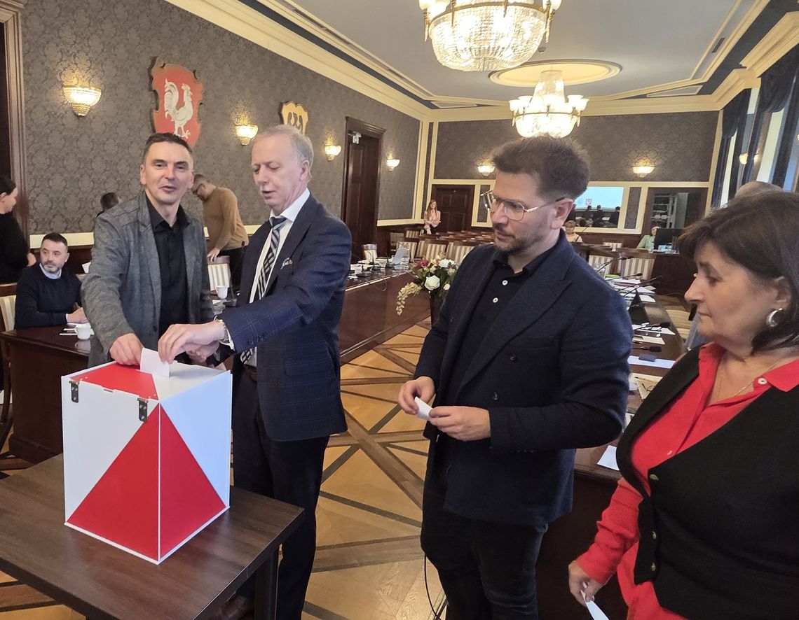 Kandydatów na zastępcę przewodniczącego było dwóch Kandydatów na zastępcę przewodniczącego było dwóch