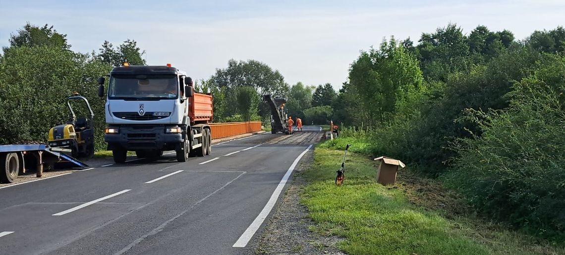 Kładą tu dziś asfaltowy dywanik - będą utrudnienia