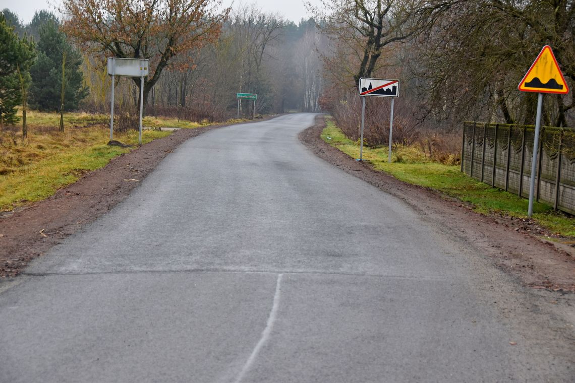 Kolejny odcinek drogi powiatowej po remoncie oddany do użytku