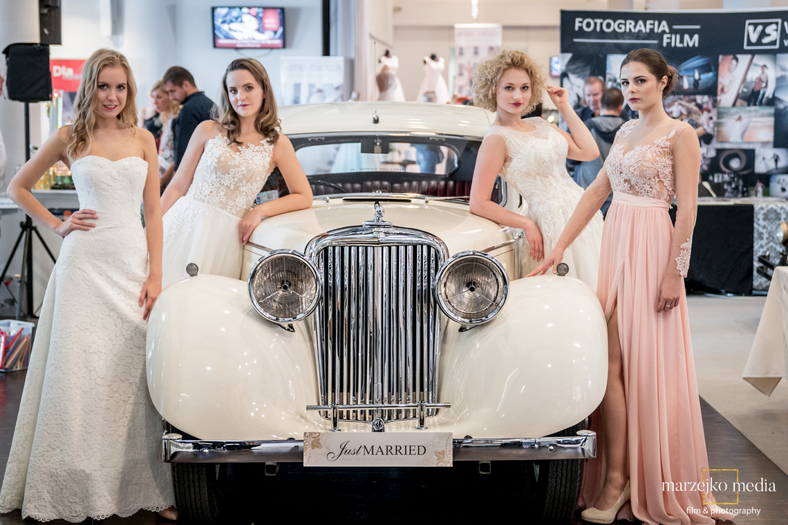 Kolekcja 20 zabytkowych modeli do wynajęcia. Każdy z nich w doskonałej sprawności Kolekcja 20 zabytkowych modeli do wynajęcia. Każdy z nich w doskonałej sprawności