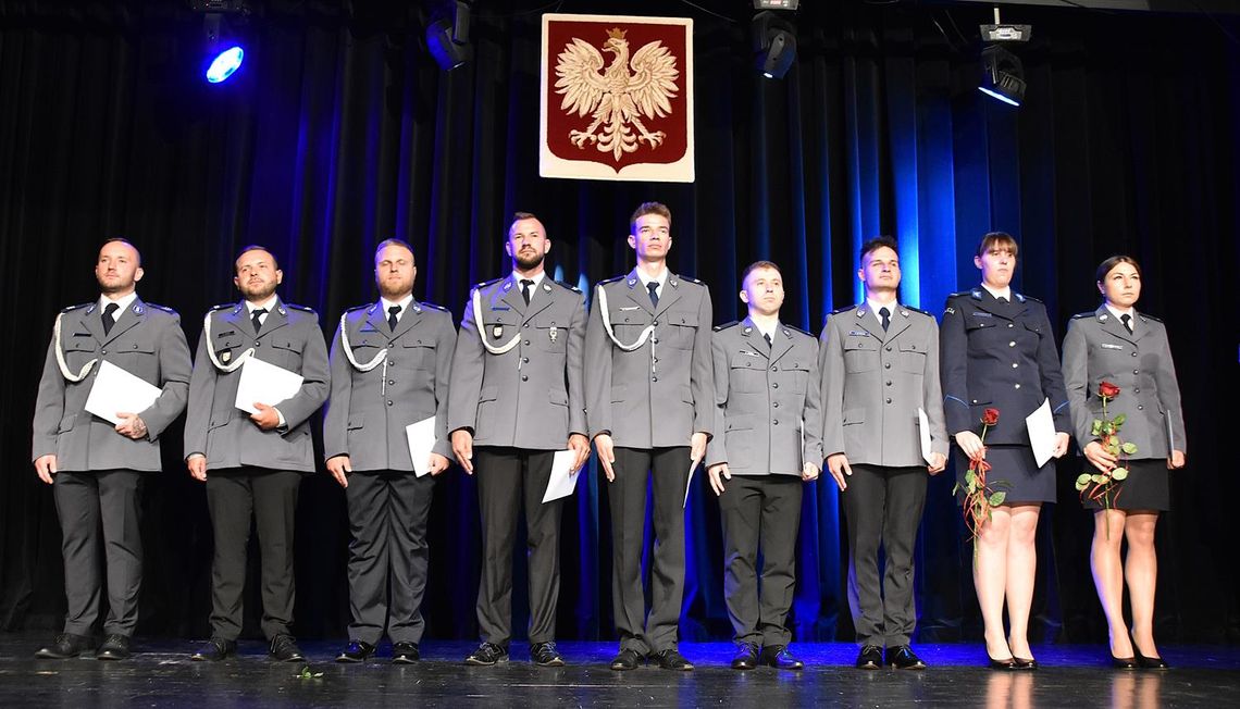 Komendant: - Móc pracować z wami to czysty zaszczyt i przyjemność