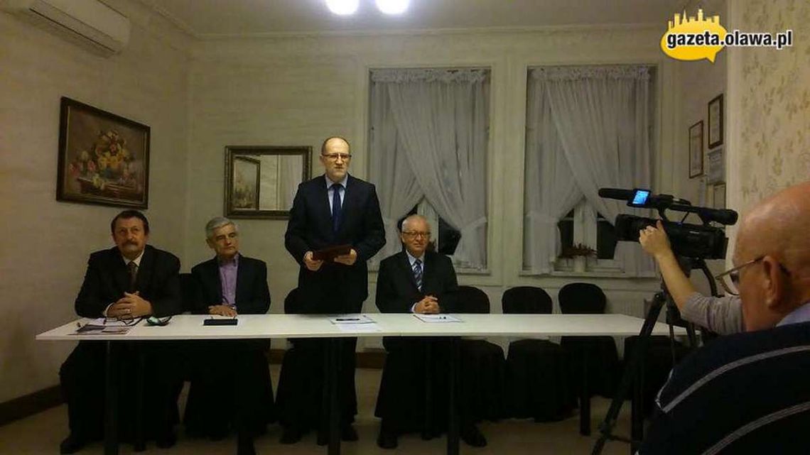 Kto popiera Brezdenia?