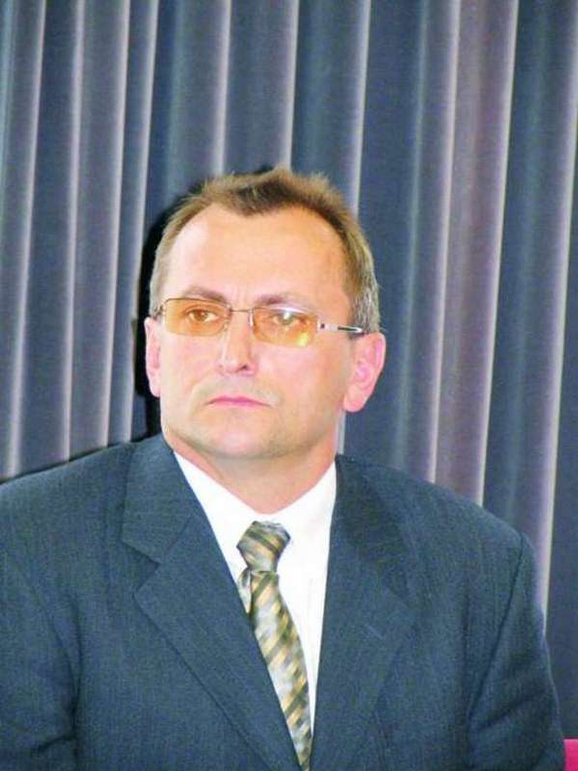 Kwiatkowski formalnie chory, ale o mandat walczy