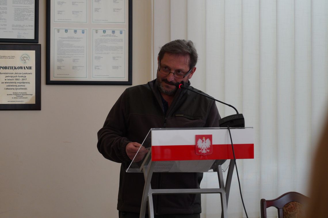 Laptopy dla uczniów klas czwartych? Na razie szczegółów brak