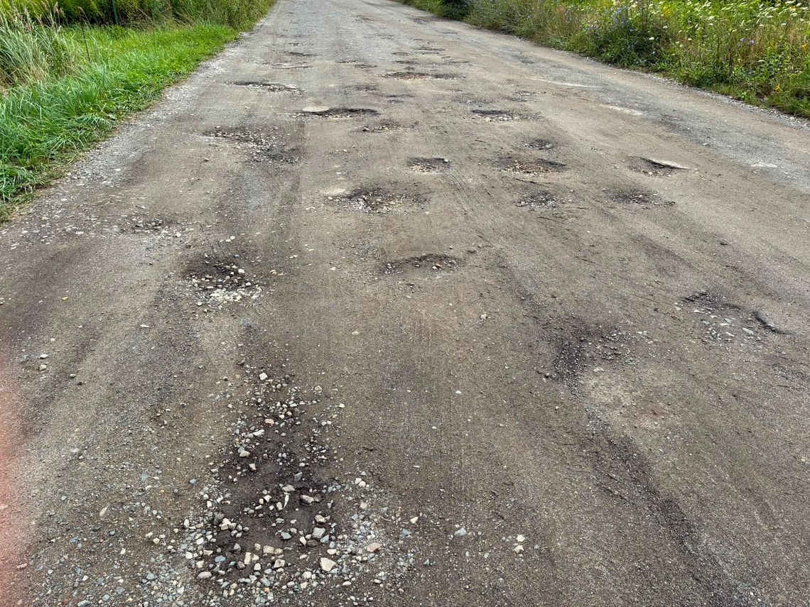 LIST: - 600 metrów od cywilizacji. Ponad 260 mieszkańców walczy z urzędniczą głuchotą w Miłoszycach