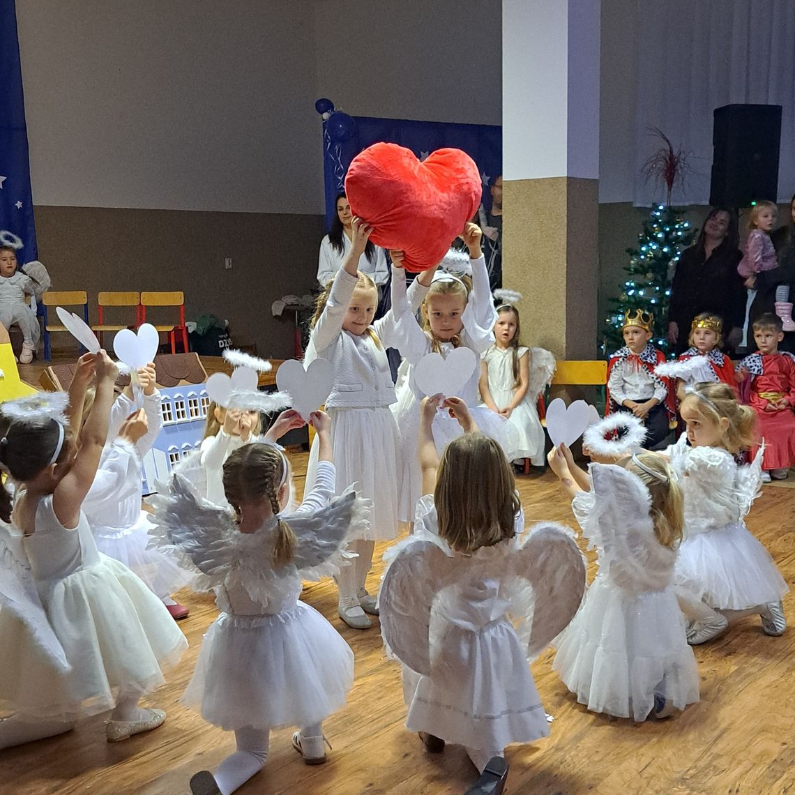 Mali artyści dali z siebie wszystko! Mali artyści dali z siebie wszystko!