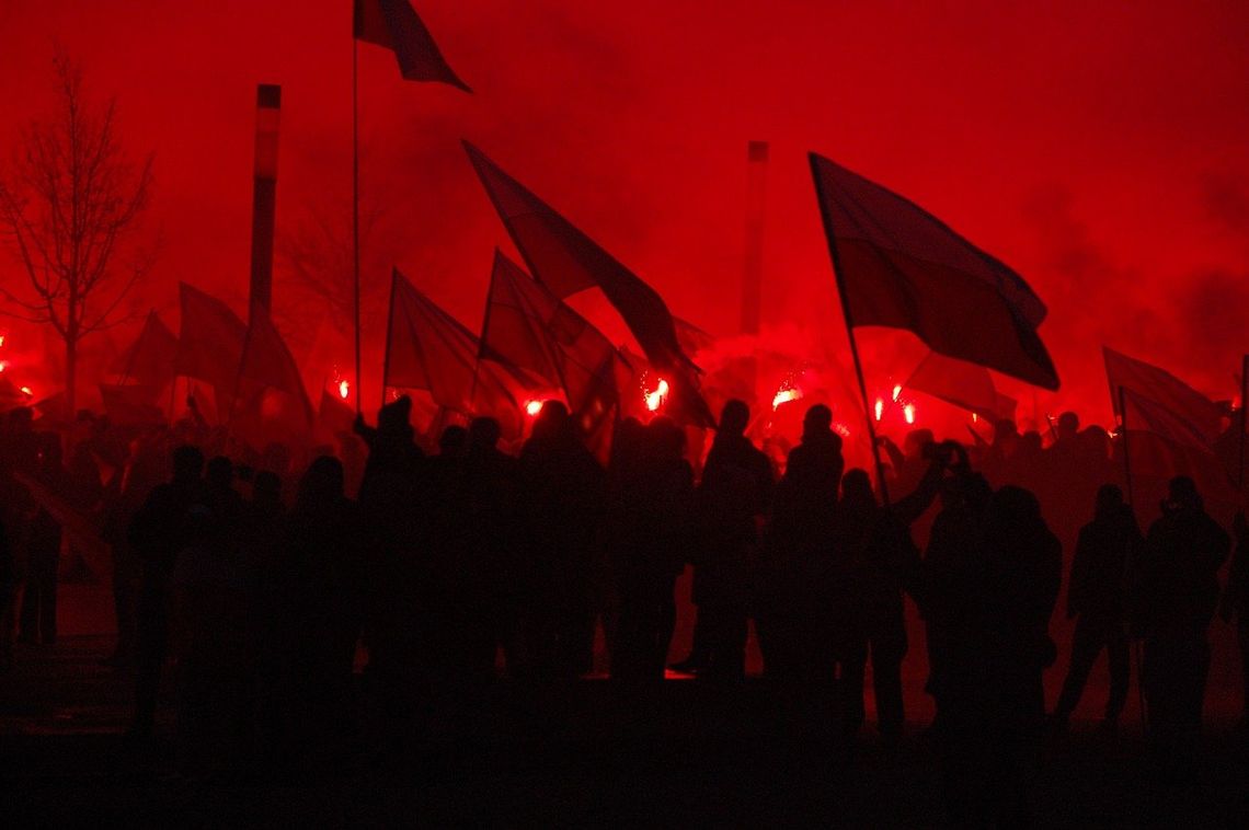 Marsz Niepodległości we Wrocławiu - duże utrudnienia w ruchu