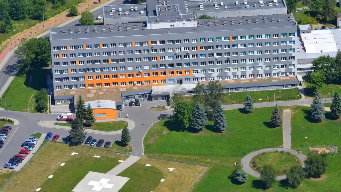 Miasto przekazało 250 tys. zł na remont oławskiego szpitala Miasto przekazało 250 tys. zł na remont oławskiego szpitala