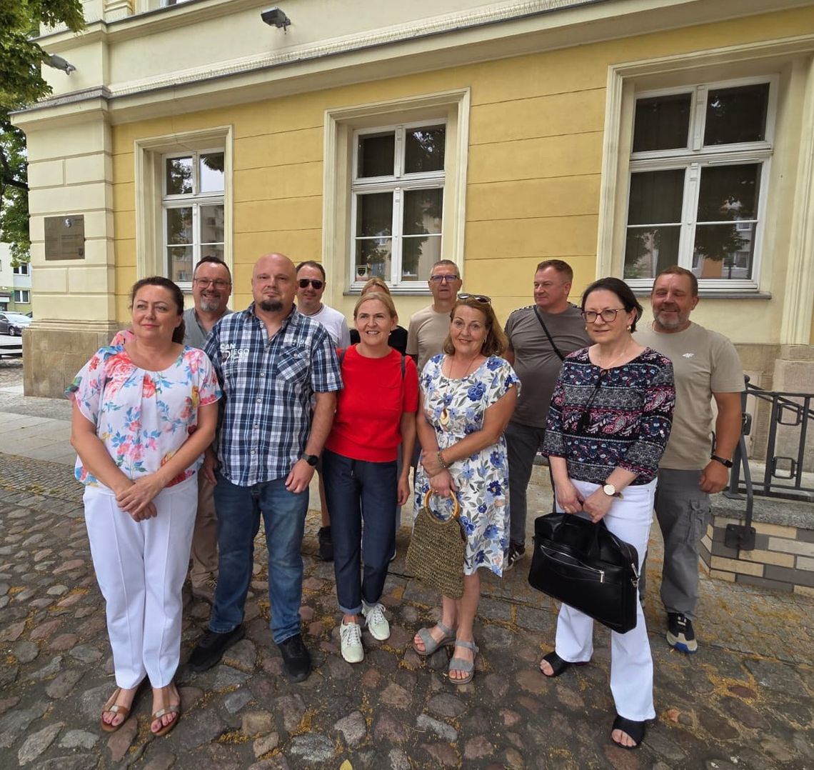 Mieszkańcy Słonecznej znów mają nadzieję, że zieleń uda się zachować Mieszkańcy Słonecznej znów mają nadzieję, że zieleń uda się zachować