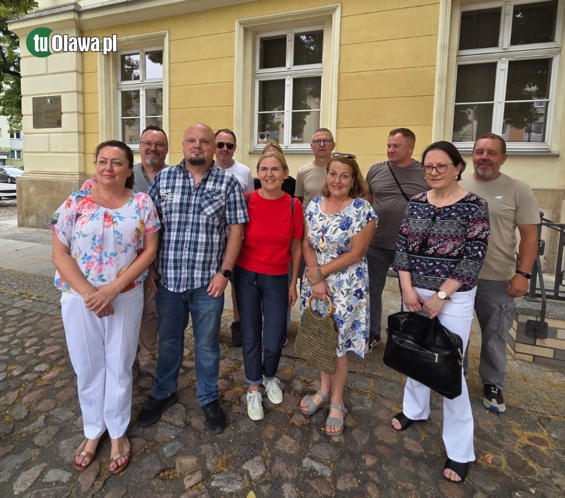Mieszkańcy ul. Słonecznej wierzą, że ich zielony skwer uda się uratować Mieszkańcy ul. Słonecznej wierzą, że ich zielony skwer uda się uratować