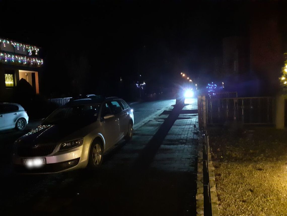 Mieszkaniec dopytuje, bo wciąż ciemno Mieszkaniec dopytuje, bo wciąż ciemno