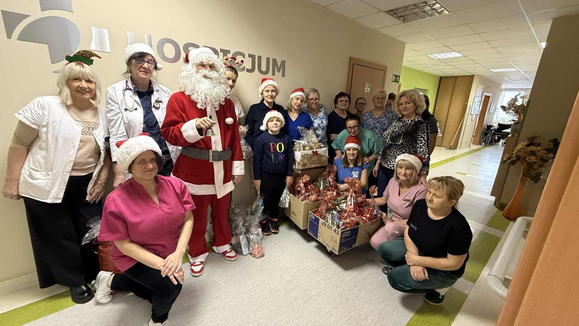 Mikołaj trafił także do naszego szpitala Mikołaj trafił także do naszego szpitala